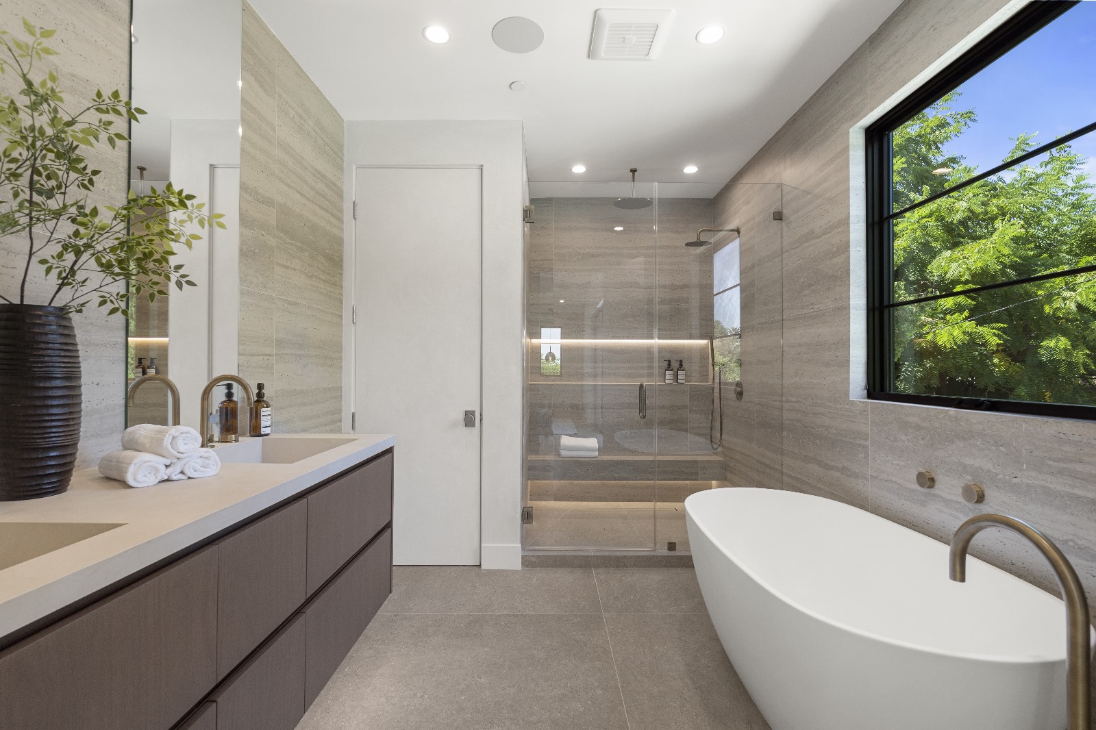 beautiful bathroom remodel