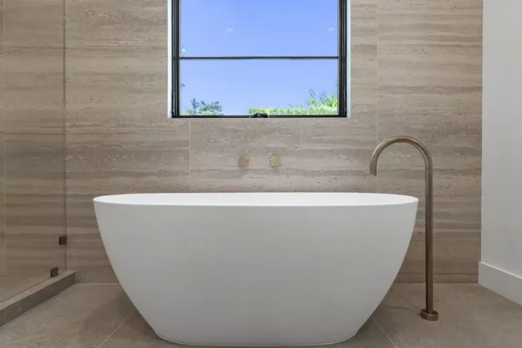 Transform Your Space with Custom Shower and Tile Options