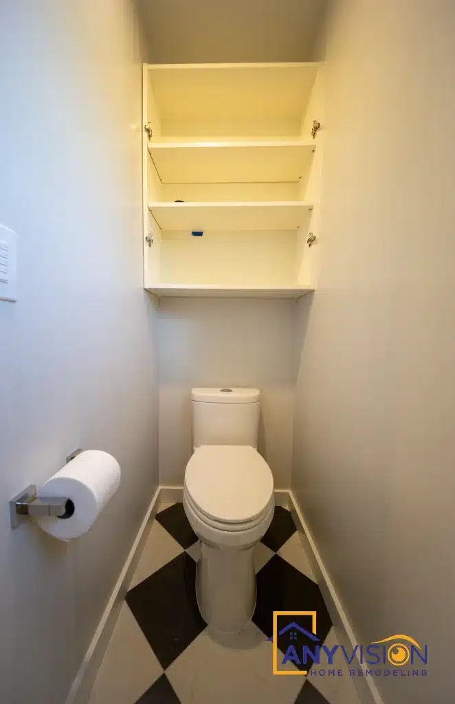 WC alcove with open shelving above